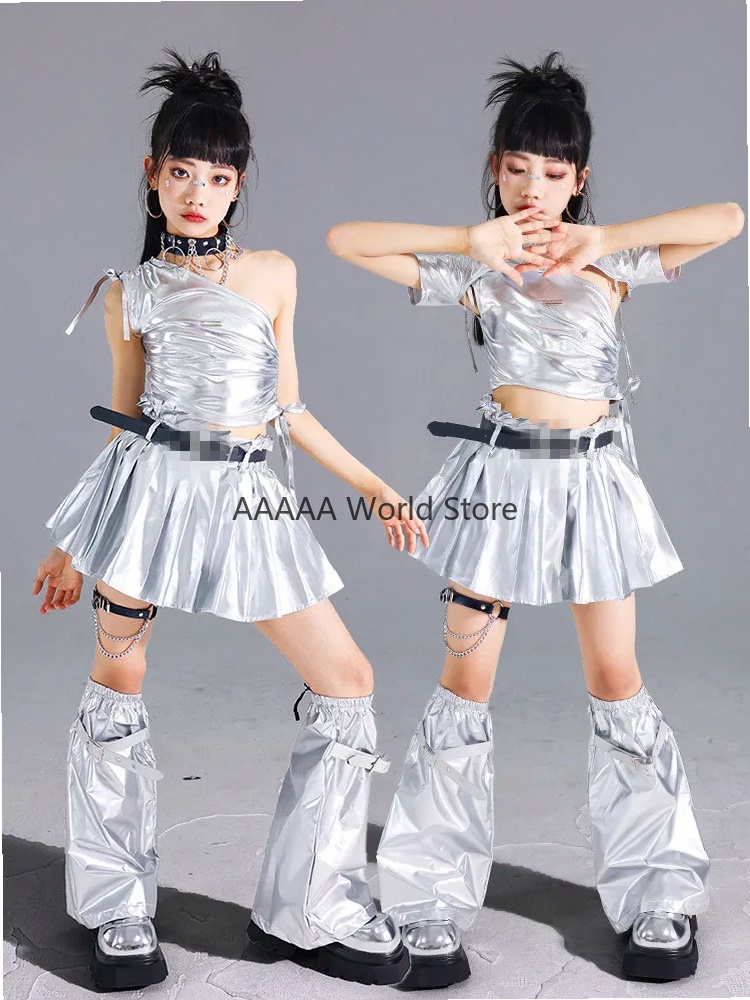 Conjunto de Falda Plisada y To - Street Fashion Europe reseña y precio